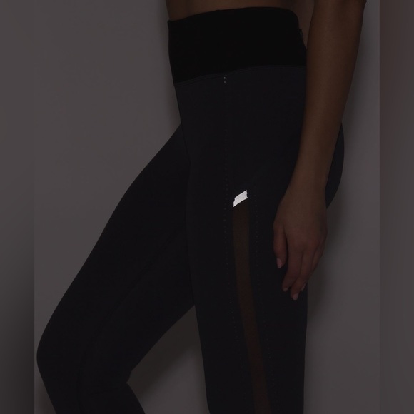 Lululemon Athletica Blue Tied/Black Gray Smooth Stride Tight Leggings size 6 - Picture 5 of 16